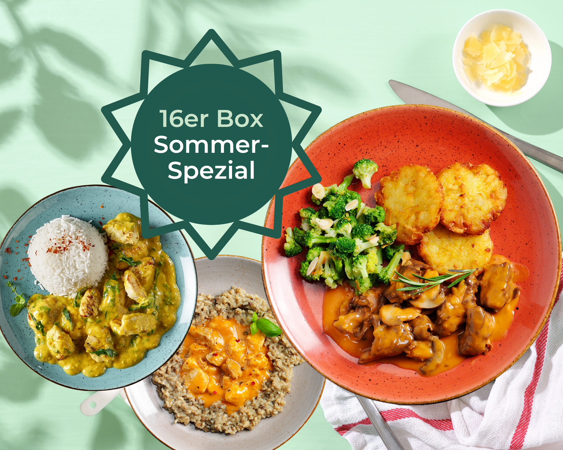 Drei bunte Teller mit Reis-Curry, Brokkoli-Küchlein & Risotto - Sommer-Special Box von HOFMANNs.