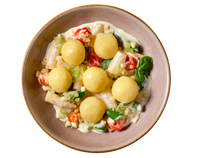 Kartoffelknödel mit Spargel von Hofmanns Shop: Kartoffelknödel, serviert mit frischem Spargel.