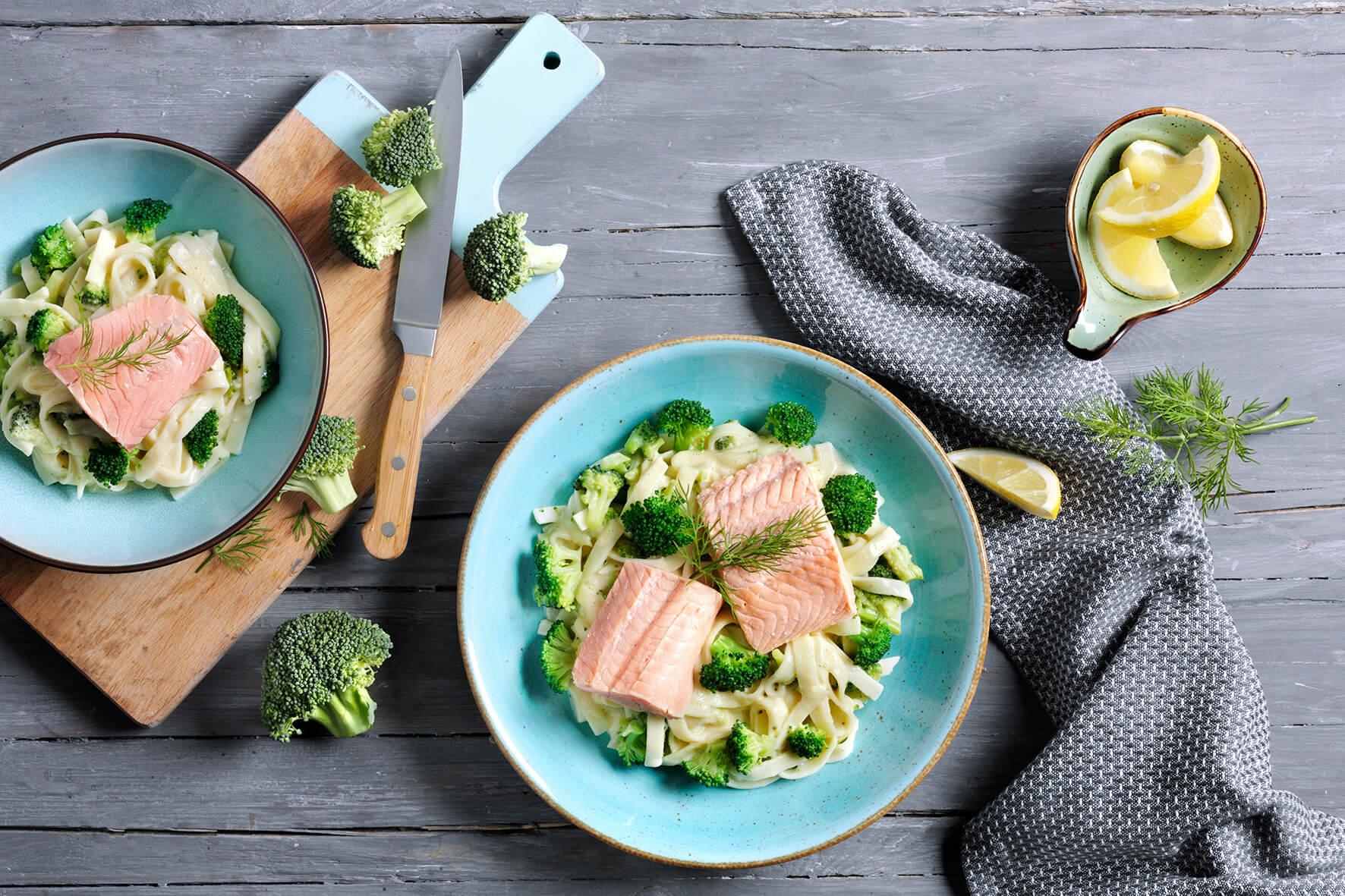 Bandnudeln mit Wildlachs – HOFMANNs Bandnudeln mit Wildlachs – HOFMANNs